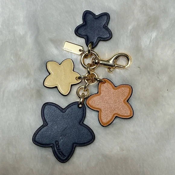 Coach wildflower cluster bag charm - Picture 3 of 11